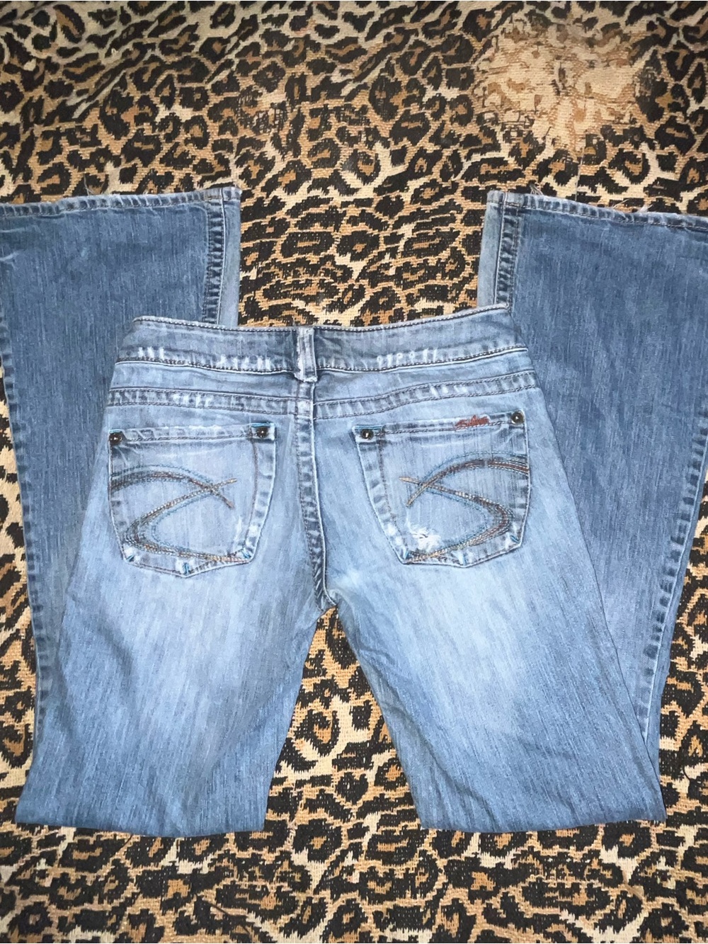 2000s Silver Jeans Women's Light Blue Bootcut Jeans - Picture 3 of 4